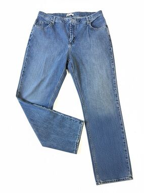 Classic Woman’s Straight-Leg Jeans in Blue